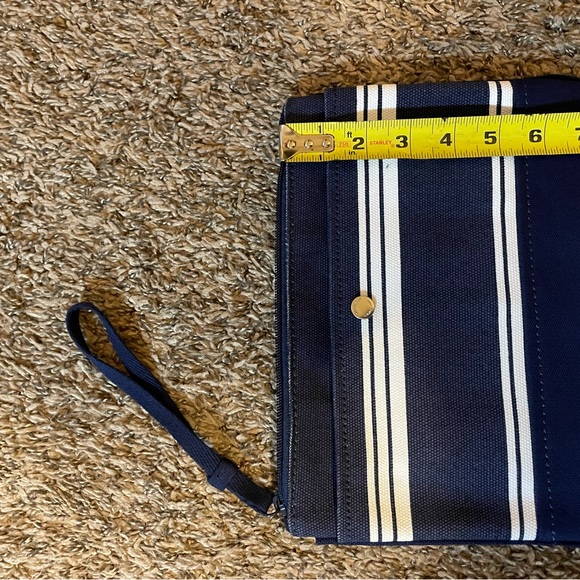 Lands’ End Large wristlet. 10 1/2” x 7 1/2” Navy and white striped! - Picture 2 of 3